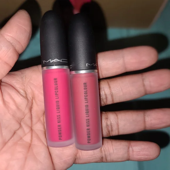 M.A.C lipstick - Picture 10 of 16